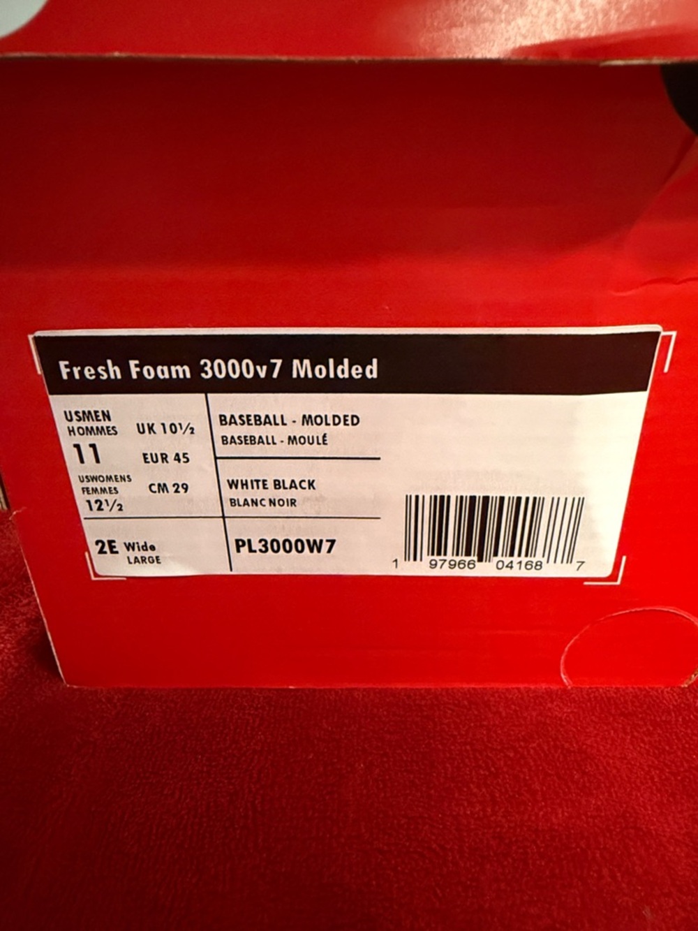 New Balance Fresh Foam 3000v7 Molded Baseball Cleats - White, Black
